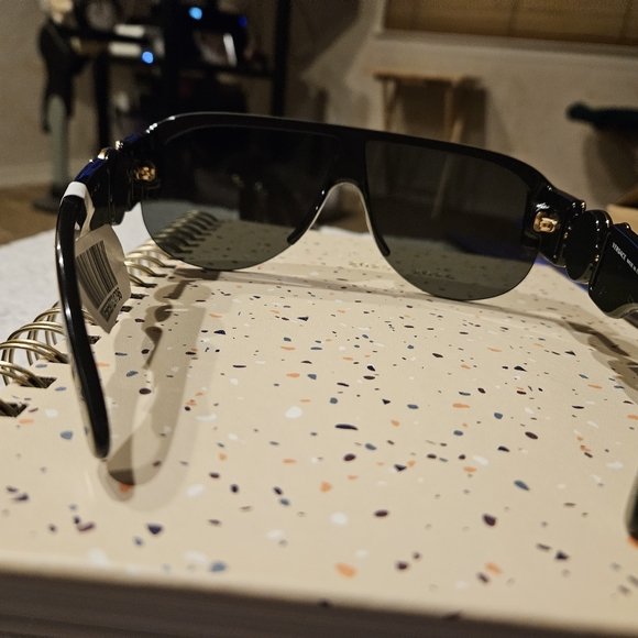 ****SOLD****COPY - MENS VERSACE SUNGLASSES - Picture 3 of 4